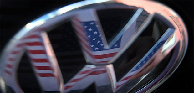 Abgasbestandteil auch an Menschen getestet Affenversuche in den USA, ein Test mit gesunden Probanden an der Universitätsklinik Aachen – der VW-Konzern gerät im Rahmen des Dieselskandals erneut massiv unter Druck.