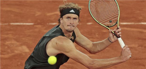 Zverev macht Diabetes-Erkrankung öffentlich und gründet Stiftung Alexander Zverev bei seinem vorerst letzten Tennisspiel während der French Open, wo er sich verletzt hat: Während seiner Zeit im Wiederaufbautraining hat Zverev jetzt seine Diabetes-Erkrankung öffentlich gemacht.