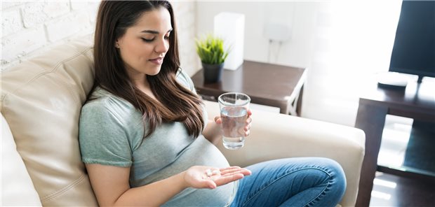 Alle Schwangeren mit SLE sollten eine Präeklampsie-Prophylaxe mit täglicher ASS-Einnahme bekommen – nicht mehr nur diejenigen mit Lupus-Nephritis.