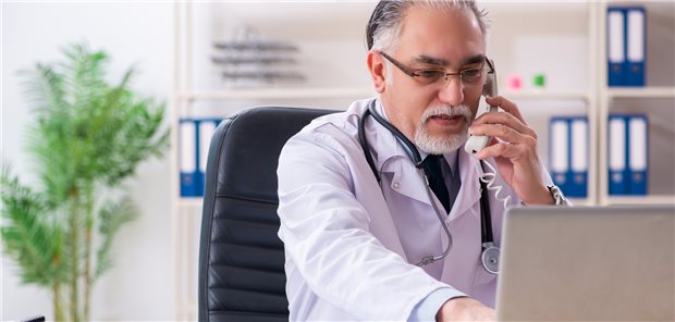 Gesetzgeber will Rechte von Ärzten gegenüber Praxissoftware-Herstellern stärken Alle TI-Dienste freigeschaltet in der eigenen Praxissoftware? Falls nein, könnte der Arzt in Zukunft eventuell schneller den Vertrag mit dem PVS-Hersteller kündigen. Jedenfalls, wenn der Gesetzentwurf des BMG durchgeht.