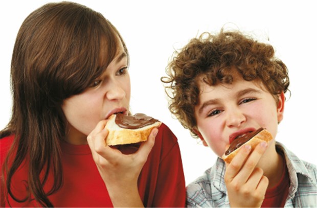 Anaphylaxie durch Nüsse: da ist oft viel Adrenalin nötig Allergene werden oft unbewusst aufgenommen. © Chabraszewski / fotolia.com