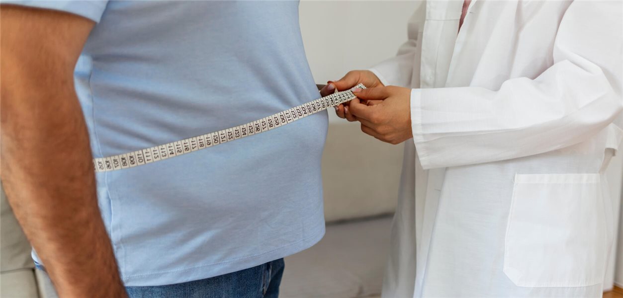 Adipositas und Krebsrisiko bei Männern: Taillenumfang sagt mehr als BMI