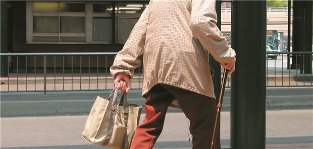 Erstes DMP Osteoporose startet in Schleswig-Holstein Altersproblem Osteoporose: in Schleswig-Holstein startet jetzt das erste Programm zur strukturierten ambulanten Versorgung.