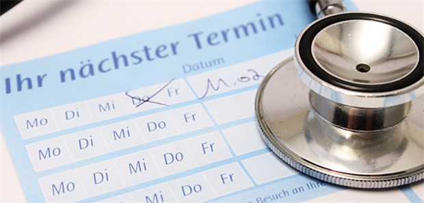 Patienten mit Wartezeiten zufrieden Am 11. Februar gehts zum Arzt.