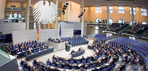 GKV-Zuschuss gibt Anlass für 'Märchenstunde' Am Dienstagmorgen waren Plenarsaal und Regierungsbank noch gut gefüllt: Bei der Debatte zum Gesundheitshaushalt sprachen die Abgeordneten dann nur noch vor einigen Dutzend Fachpolitikern.