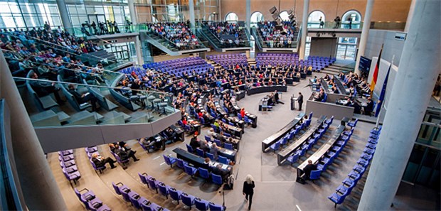Debatte im Bundestag live verfolgen Am Donnerstag diskutieren die Abgeordneten im Bundestag vier Stunden über Sterbehilfe.