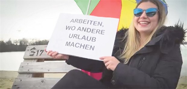 Dorf sucht Doktor Am Werbe-Video haben sich viele Bewohner von Rastede/Hahn Lehmdem beteiligt.