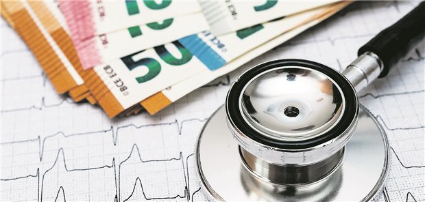 Ambulante Behandlungen in Krankenhäusern auch durch Vertragsärzte nehmen zu. Abgerechnet werden sie via Hybrid-DRG. Die Krankenhausseite sieht dies kritisch.