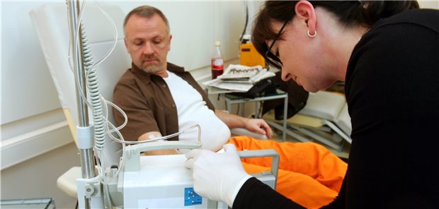 Ambulante Chemotherapie: Welche Komedikation könnte den Effekt der Krebstherapie beeinträchtigen?