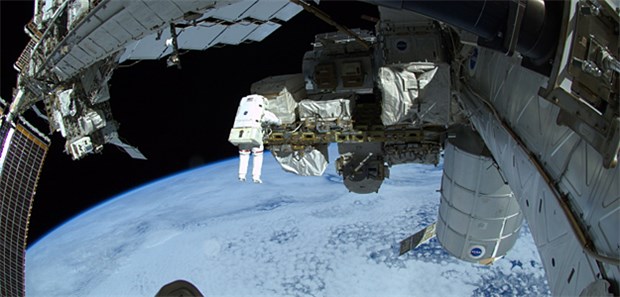 Bakterien-Alarm auf der ISS An Bord der Internationalen Raumstation ISS sind Bakterien entdeckt worden, die potenziell krankheitserregend sind.