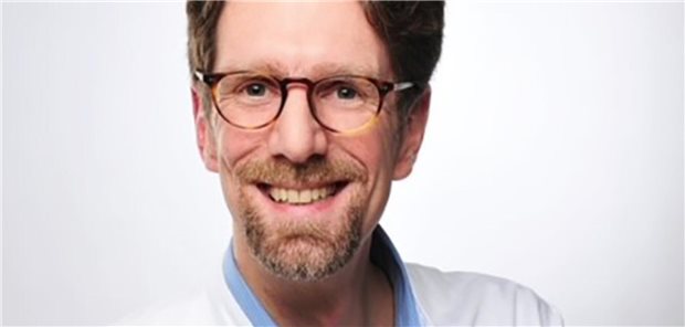 Dr. Fabian Thomsen leitet neue Handchirurgie in Brunsbüttel An Brunsbüttel reizt Dr. Fabian Thomsen unter anderem das Konzept des Integrierten Versorgungszentrums, das die Arbeit von niedergelassenen Ärzten und Klinikärzten verzahnt.