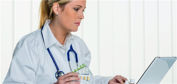 An alles gedacht? Die Arzneimittelkommission der Deutschen Ärzteschaft will Ärzten viele Pflichten im Zuge der Ausstellung eines E-Rezeptes auferlegen.