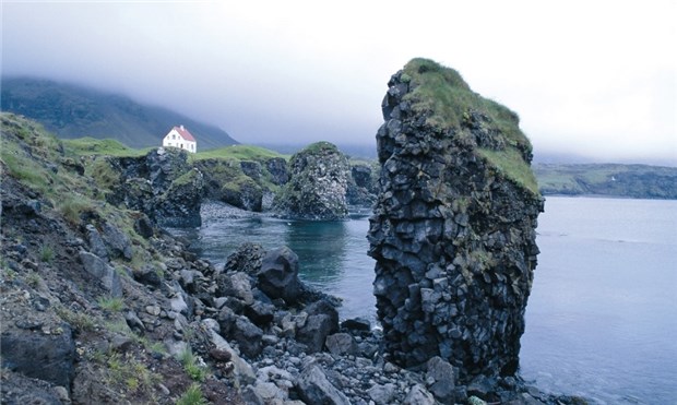Anleger können ein zweites "Island" vermeiden - mit Staatsanleihen An den Börsen herrscht zwar ein schroffes Klima, aber mit Staatsanleihen guter Bonität fahren Anleger sicher.