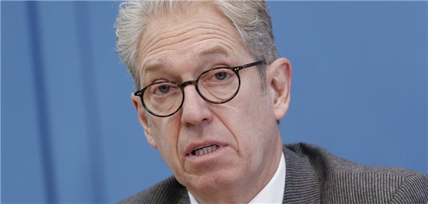 KBV-Chef: Politik könnte Praxen sofort entlasten Andreas Gassen: Die gegenwärtige Honorarsystematik gründet auf veralteten Daten und bildet die derzeitige Situation in den Praxen nicht adäquat ab. (Archivbild)