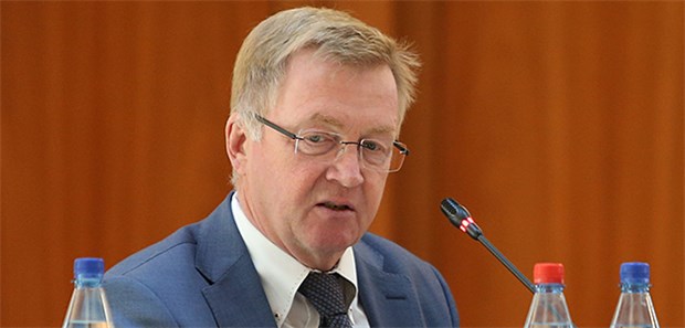 Andreas Westerfellhaus (CDU), der Pflegebevollmächtigte der Bundesregierung, kritisiert den Versuch, die Pflegekräfte zugunsten der Ärzteschaft auszubooten. (Archivbild)