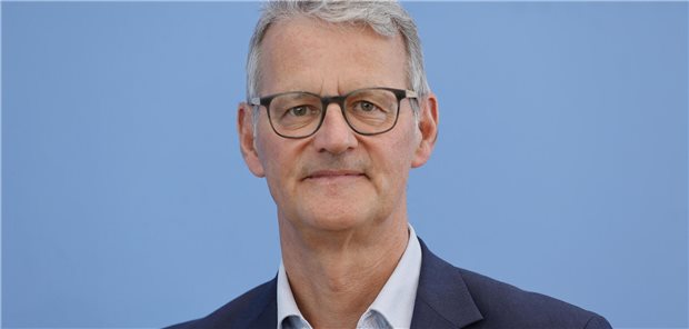 DKG-Chef offeriert Ministerin Warken Zusammenarbeit beim Klinik-Verzeichnis Angebot an die Bundesgesundheitsministerin und die Selbstverwaltungspartner: DKG-Chef Dr. Gerald Gaß will das bei der DKG geführte Deutsche Klinikverzeichnis als Informationsmedium für die Patienten an die Stelle des wackelnden Bundes-Klinik-Atlas setzen.