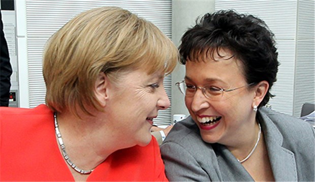 Gentests an Embryonen: FDP contra Merkel Angela Merkel und Birgit Homburger: unterschiedliche Linien bei der PID.