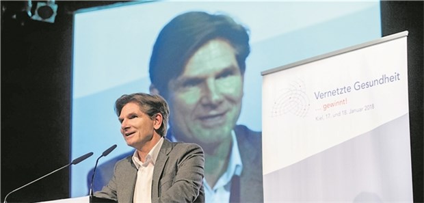 Warum bleibt es bei Ankündigungen? Anhänger der Selbstverwaltung, aber wenn es sein muss auch ihr klarer Kritiker: Schleswig-Holsteins Gesundheitsminister Dr. Heiner Garg.