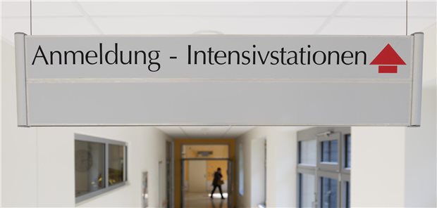 Fachgesellschaft DIVI: Kinderbesuche auf Klinik-Intensivstationen sind sinnvoll Anmeldung zum Besuch einer Krankenhaus-Intensivstation: Sind die Besuche auch Kindern und Jugendlichen zumutbar?