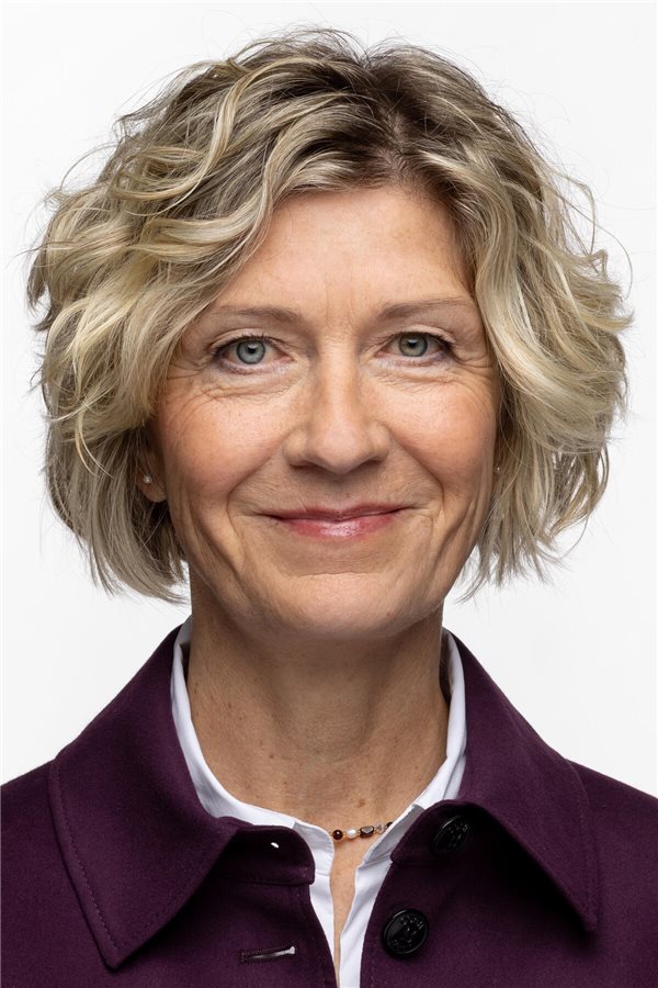 Weniger Krankenkassen: Gebot der Vernunft oder politische Luftnummer? Anne-Kathrin Klemm, Vorständin des BKK-Dachverbands