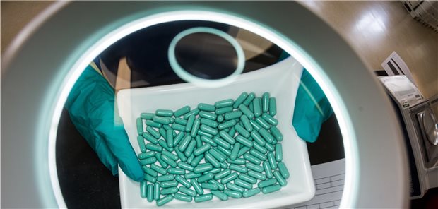 Neue Arzneimittel kommen in Deutschland am schnellsten in den Markt Arzneimittel unter der Lupe: Der Pharmadachverband efpia vergleicht regelmäßig, wie lange es dauert, bis Innovationen in die EU-Märkte kommen.