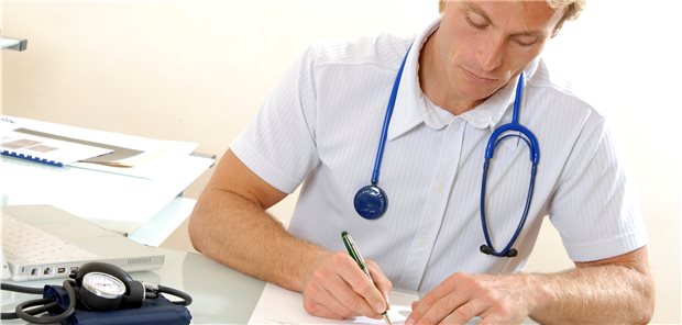 Arzneiverordnung bei Vorhofflimmern: Welches Antikoagulans eignet sich am besten zum Schutz vor einem Schlaganfall? Da lohnt ein Blick auf das Blutungsrisiko des jeweiligen Patienten.