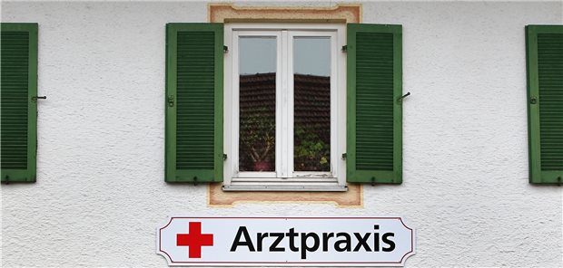 Bayern will die Jungen fürs Hausarzt-Dasein begeistern Arztpraxis auf dem Land: Der Nachwuchs hat das Land nicht im Blick. Bayerische Förderprogramme sollen das ändern.
