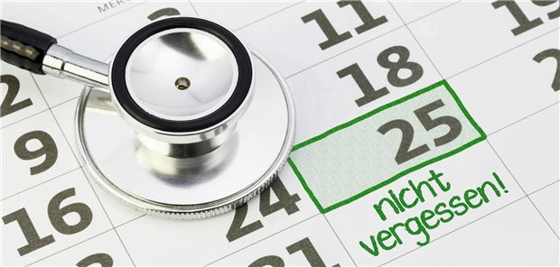 Arzttermine werden heute zunehmend online vereinbart. Nach dem Willen von Verbraucherschützern soll künftig aber auch immer eine telefonische Vereinbarung möglich sein.
