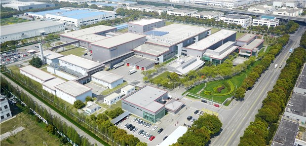 AstraZeneca mit „Rückkehr ins Wachstum“ AstraZeneca-Produktionsbetrieb in Wuxi nahe Shanghai. Das Unternehmen beobachtet die Coronavirus-Epidemie mit Argusaugen.