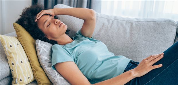 Atembeschwerden und Müdigkeit: Bei jüngeren Patienten können diese Symptome auf eine Multiple Chemikalien-Sensitivität hinweisen.&#xA;