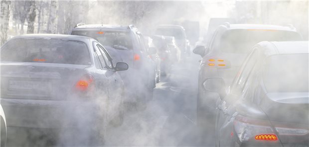 EU-Kommission will noch sauberere Luft in Europa Auch der Autoverkehr trägt zur Feinstaubbelastung bei.