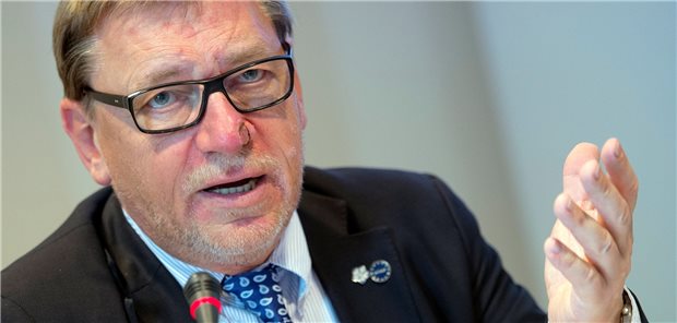 Auch die Ärzte sollten beim Impfen vorgezogen werden: Ulrich Weigeldt, Vorsitzender des Hausärzteverbands.