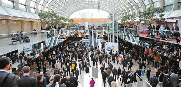 Auch in diesem Jahr lohnt es sich für Ärzte, sich auf den Weg zu Halle 15, der IT-Halle auf der Medica in Düsseldorf, zu machen.