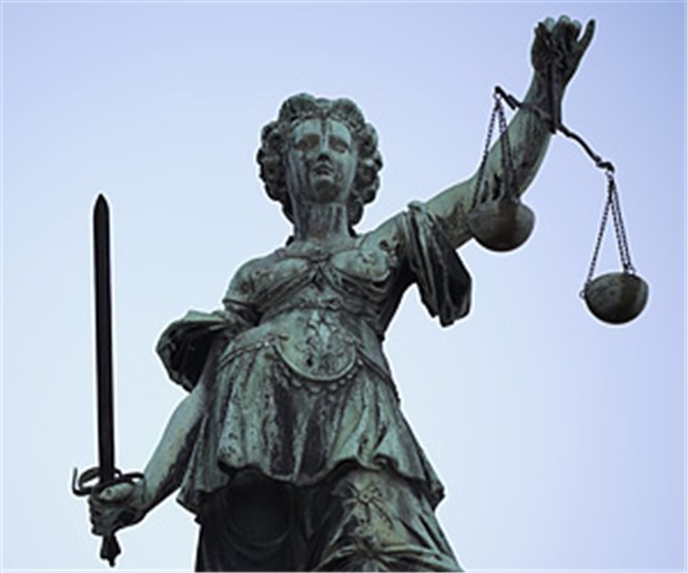 Arzt darf ohne Grund Behandlung kündigen Auch nach mehreren Jahren dürfen Ärzte einen Behandlungsvertrag kündigen. © GaToR-GFX / fotolia.com