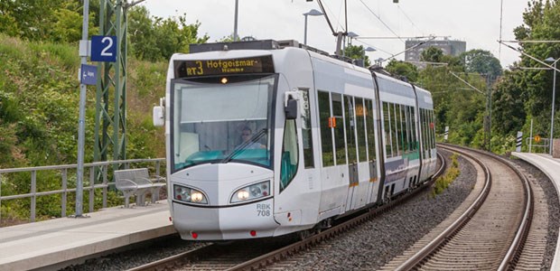 Kliniken: Privatisierungszug rollt weiter Auch privatisiert: Bahnlinie bei Kassel. Auch der Kliniklandschaft stehen weitere Privatisierung bevor, glauben Experten.