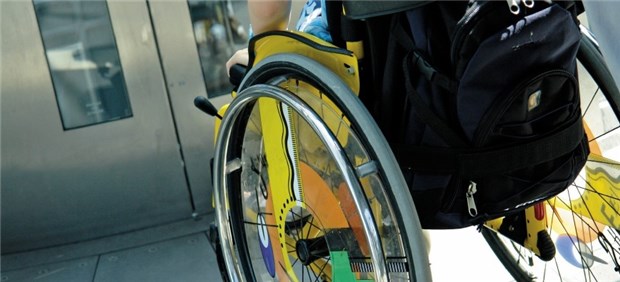 Auch wenn eine Praxis ebenerdig liegt - barrierefrei ist sie deshalb noch lange nicht.