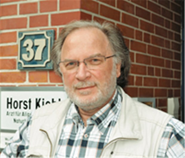 Landarzt: Begleiter im gesamten Lebenszyklus Auch wenn es manchmal anstrengend ist, Landarzt zu sein, Horst Kiehl aus dem nordfriesischen Wester-Ohrstedt würde mit keinem Stadtkollegen tauschen. © di