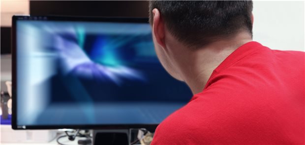 Augenschaden durch Bildschirmarbeit ist mehr Mythos als Realität Auch wer bei der Arbeit zwangsläufig den ganzen Tag am Computer sitzt, braucht wohl nicht befürchten, dass dies Netzhautschäden hervorruft.