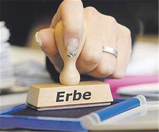 Pflegende Kinder und Enkel erben mehr Auch wer nicht im Testament genannt wurde, hat Anspruch darauf, einen Ausgleich aus dem Erbe für die erbrachten Pflegeleistungen zu erhalten.