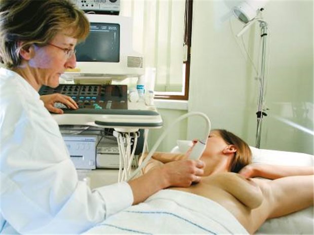 IQWiG rät, das Disease Management Programm Brustkrebs an einigen Stellen zu überarbeiten IQWiG rät, das Disease Management Programm Brustkrebs an einigen Stellen zu überarbeiten