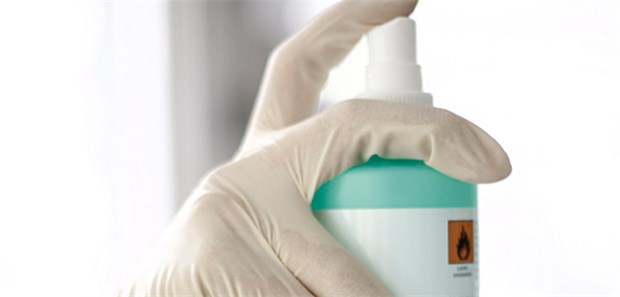 KV startet Hygiene-Offensive Auf Sprühdesinfektionen sollten Reinigungskräfte wegen des inhalativenGesundheitsrisikos wenn möglich verzichten.