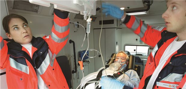 Auf dem Weg ins Krankenhaus. Wie lässt sich das prähospitale Management von Schlaganfall-Patienten weiter verbessern?