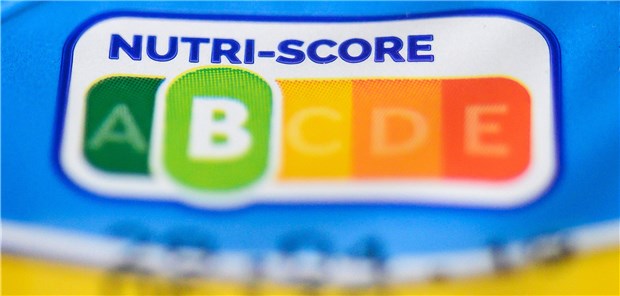 Deutschland sucht das Nährwert-Logo Auf einer Packung Joghurt ist der sogenannte „Nutri-Score“ zu sehen. Der Score ist eines von vier Modellen, über das die Verbraucher entscheiden.