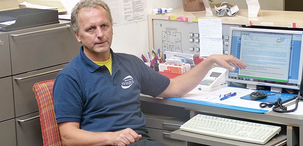 Mit Vollgas zur zentralen Patientenakte Auf einer Roadshow durch drei Praxen zeigte Udo Kardel von der Gesunden Kinzigtal GmbH wie der Datenzugriff auf die zentrale Patientenakte funktioniert.