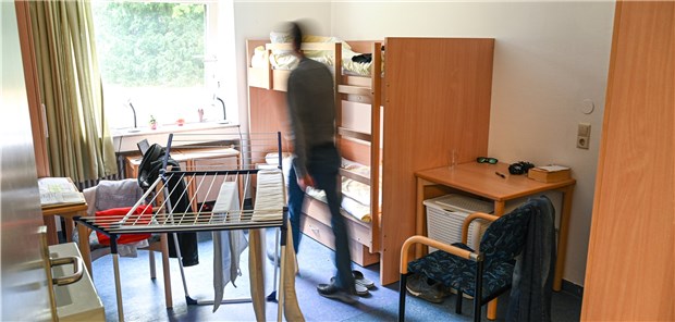 Maßregelvollzug – mehr Klinik als Knast Auf engem Raum: Die Zahl der im Maßregelvollzug Untergebrachten in Baden-Württemberg ist nach Angaben des Sozialministeriums von 2000 bis 2018 um 58 Prozent gestiegen. Einzelzimmer müssen daher zum Teil oft mit Stockbetten ausgestattet werden.