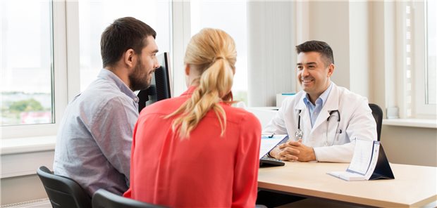 Aufgrund mangelnder Evidenz ist eine Partnerbehandlung bei bakterieller Vaginose nach wie vor umstritten. Ergebnisse einer randomisiert-kontrollierten Studie sprechen für die Behandlung des Partners.