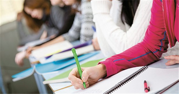 Schulgeld für den Ex-Gatten? Das ist möglich! Ausbildungsunterhaltsanspruch besteht nur, wenn mit der angestrebten Ausbildung, Fortbildung oder Umschulung eine echte Arbeitsplatzchance erreicht wird.