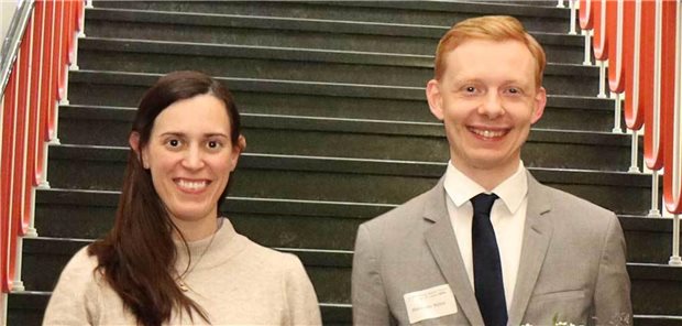 Roland-Ernst-Stiftung zeichnet zwei junge Wissenschaftler in Sachsen aus Ausgezeichnet mit dem Forschungspreis der Roland-Ernst-Stiftung für Gesundheitswesen: Dr. Mar Bosch Queralt und Dr. Alexander Rühle.
