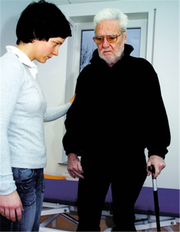 Frühzeitige antithrombotische Therapie senkt Rezidivrisiko deutlich Außer einer effizienten medikamentösen Prophylaxe sind Ergo- und Physiotherapie wichtige Standbeine in der Betreuung von Schlaganfall-Patienten.