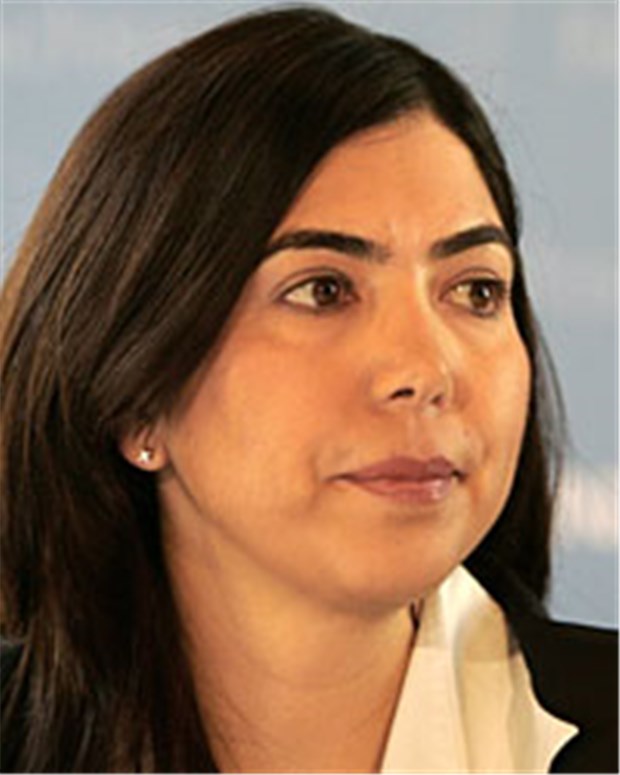 Ärztemangel macht Niedersachen kreativ Aygül Özkan, Sozialministerin von Niedersachsen erklärte, dass Niedersachsen das erste Bundesland sei, dass alle relevanten Partner zur Gesundheitsversorgung vor Ort einbezogen hat.